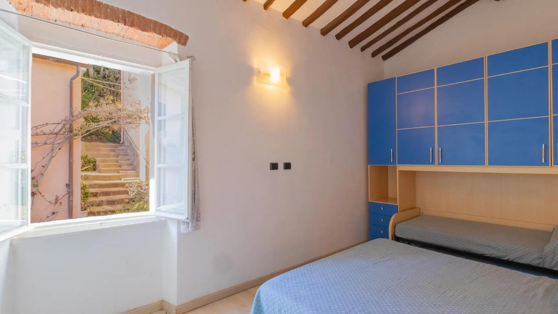 Casa Di Dea Lägenhet Porto Azzurro
